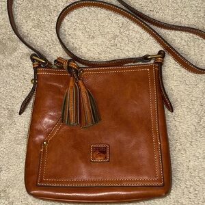 Dooney & Bourke Tan Leather Crossbody Bag with Tassels - Chestnut brown